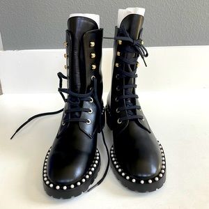 NIB Stuart Weitzman “Allie” boots. Size 37. Black